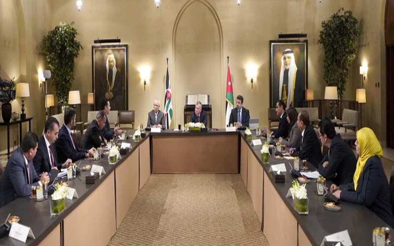 الملك: تأمين المستقبل الأفضل للأردنيين هو