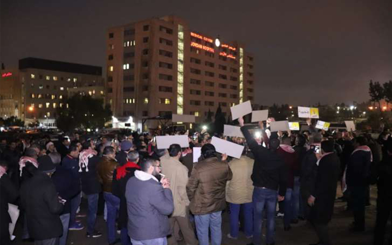 اعتصام الرابع: يا نواب التعيينات.. بيكفيكم