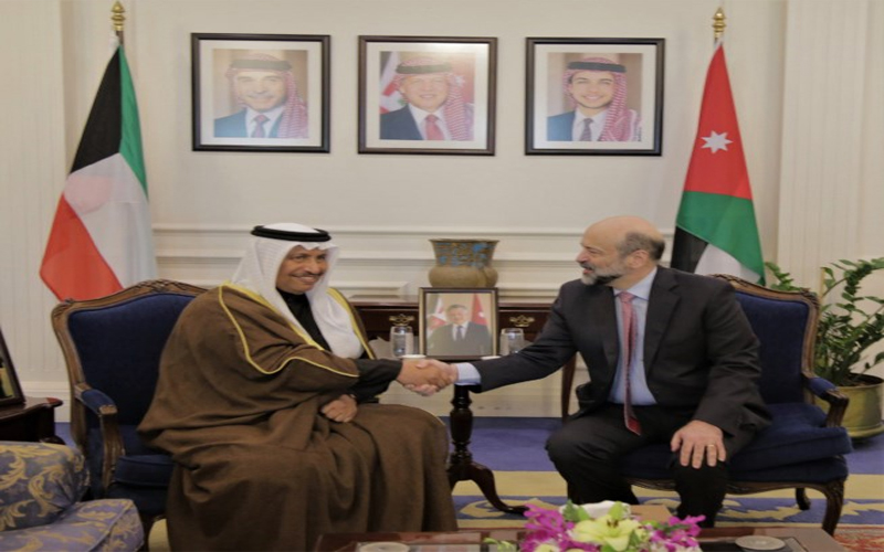 الرزاز: علاقات الأردن والكويت بلغت القمة