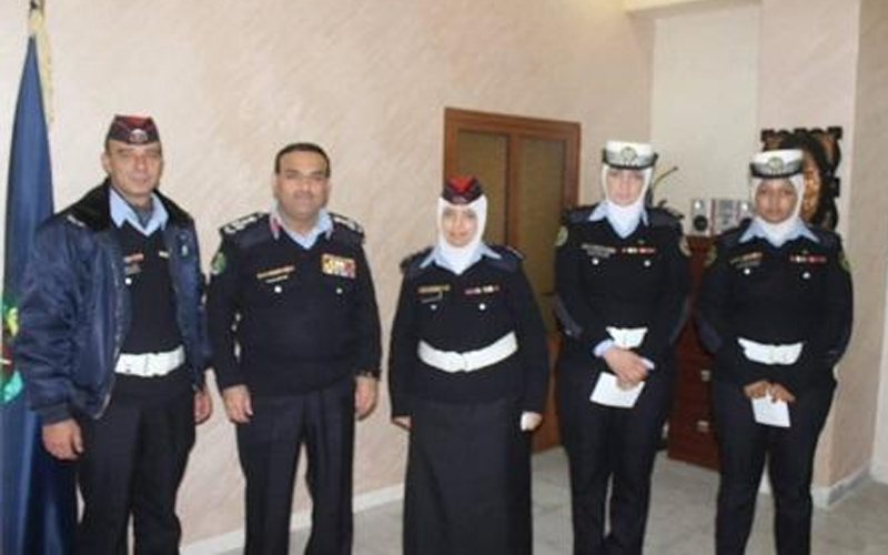 شرطيات يحبطن سرقة محل في إربد