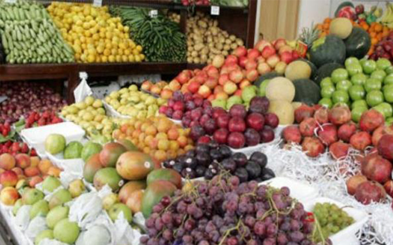 تجار الخضار تنفي الأخبار عن توقف