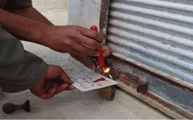 المفرق: انذار ومخالفة (152) محلا تجاريا