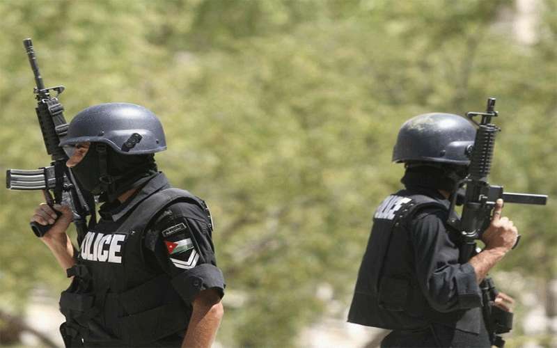 مداهمات أمنية في الشونة الشمالية