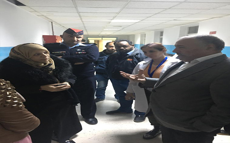 الزبن: رفع حوافز كوادر الصحة 30