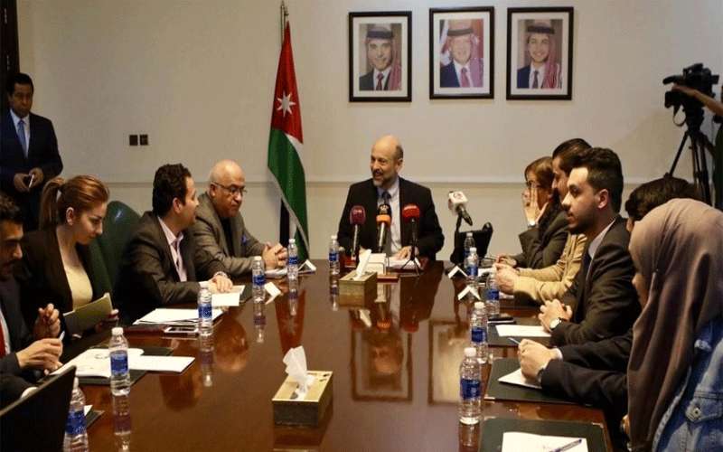 الرزاز :وعدنا بتوفير 30 ألف فرصة