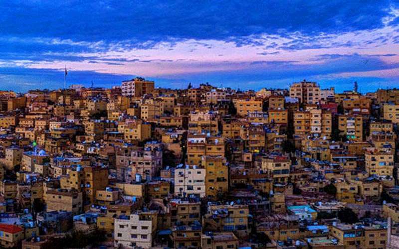 أجواء باردة وامطار خفيفة