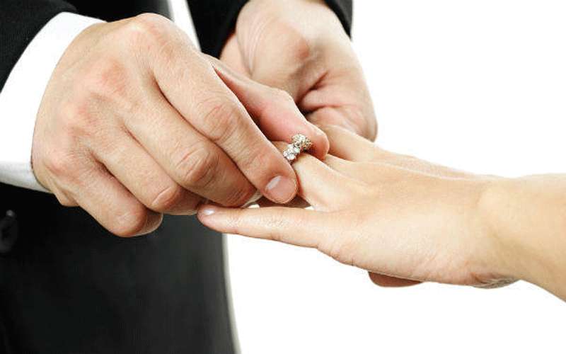 دعوة لعدم خفض سن الزواج بالأردن