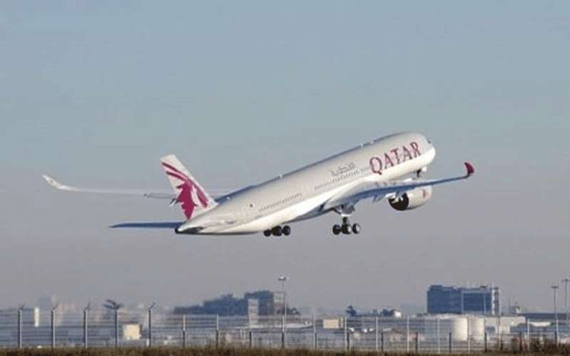 تعطل طائرة قطرية وتحويل مسارها