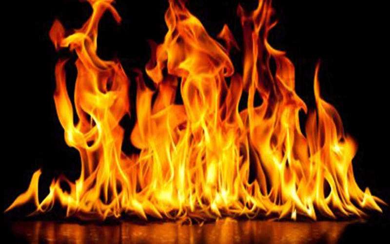 17 إصابة بحريق سوبر ماركت في