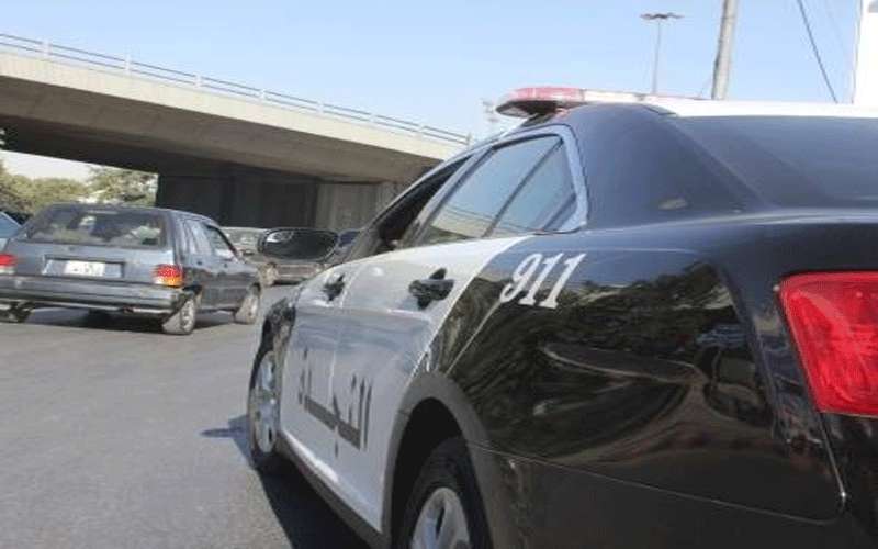 توقيف سائق خالف أوامر دورية