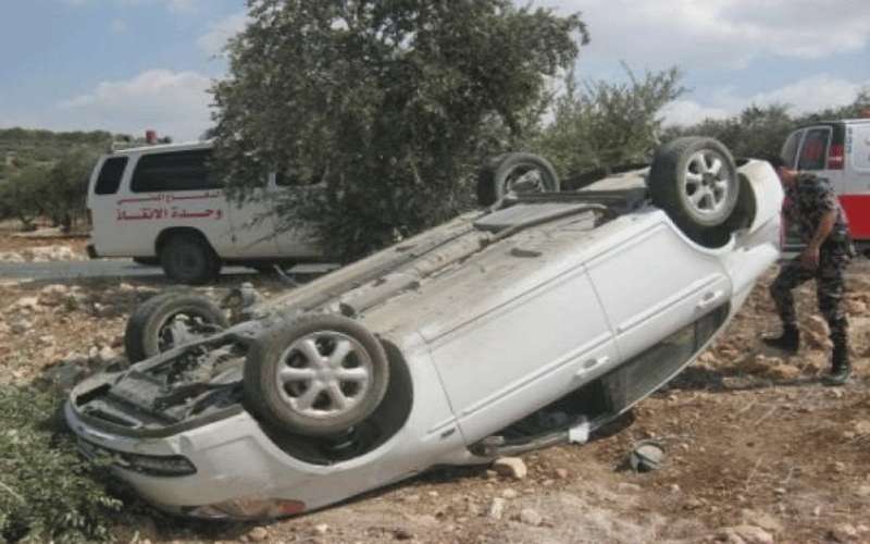 وفاة وإصابة بالغة بانقلاب مركبة بجرش