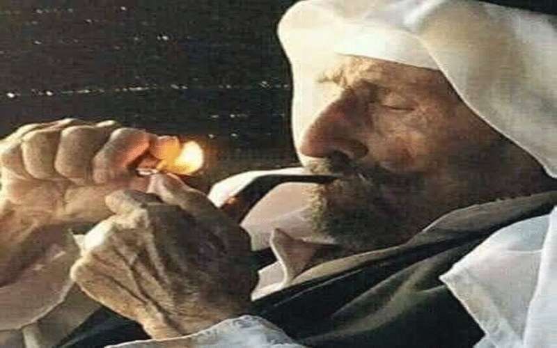 إقبال الغويين راثيا أبا عقاب: رجل