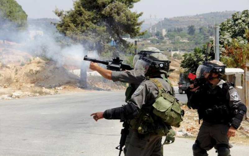 إصابة مواطن فلسطيني برصاص الاحتلال