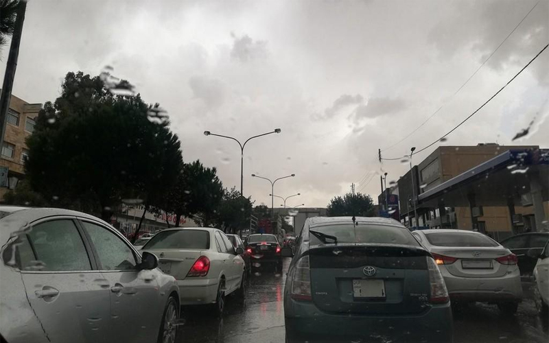 ارتفاع منسوب المياه بسبب الأمطار و