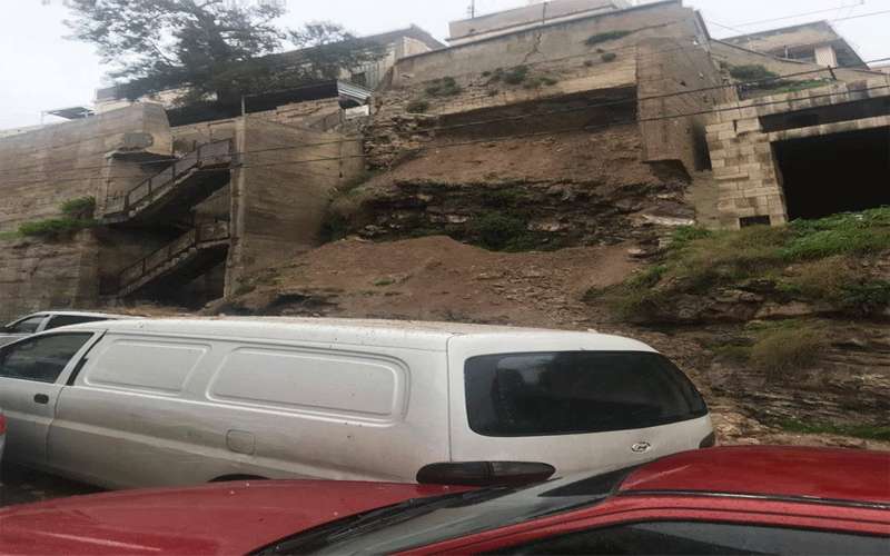انهيار يغلق طريقا في الجوفة بالعاصمة