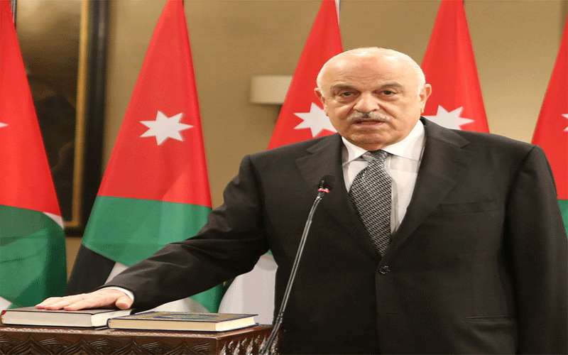 المعشر: صلاحيات للوزراء والمسؤولين بالسماح للموظفين