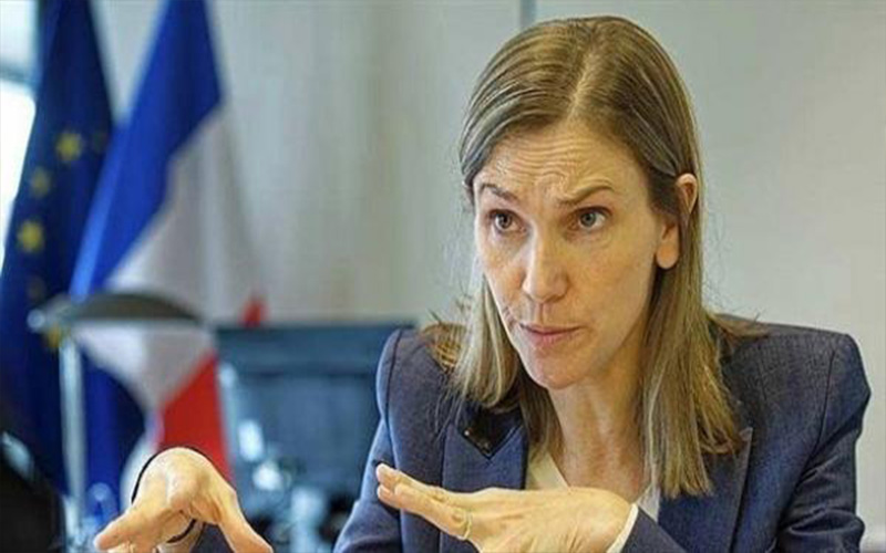 قروض ومنح بمليار يورو من فرنسا