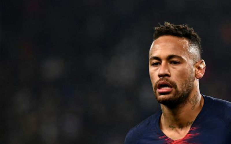 نيمار يلمح إلى إمكانية الانضمام لريال