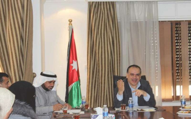 الشحاحدة يلتقي مربي الثروه الحيوانية في