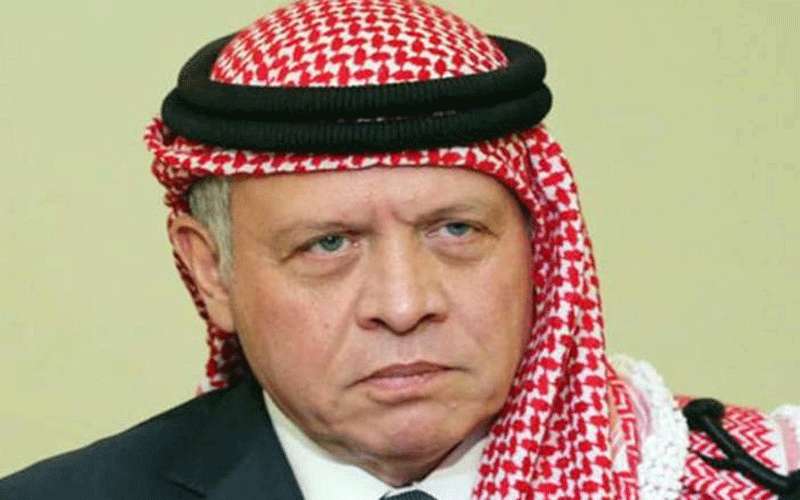 الملك عبر تويتر: تسريب المعلومات و