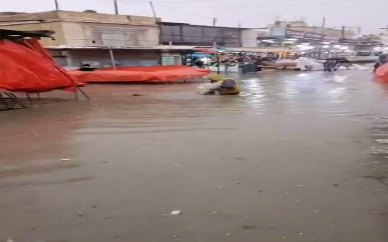 الأمطار تغرق شوارع الرصيفة .. وخسائر