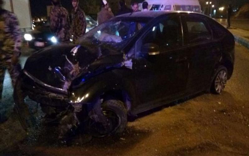 اصابة 3 اشخاص في حادث صدم