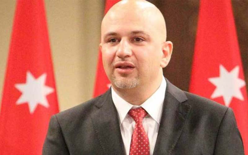 الوزير الغرايبة ينقذ النائب الوحش بعد