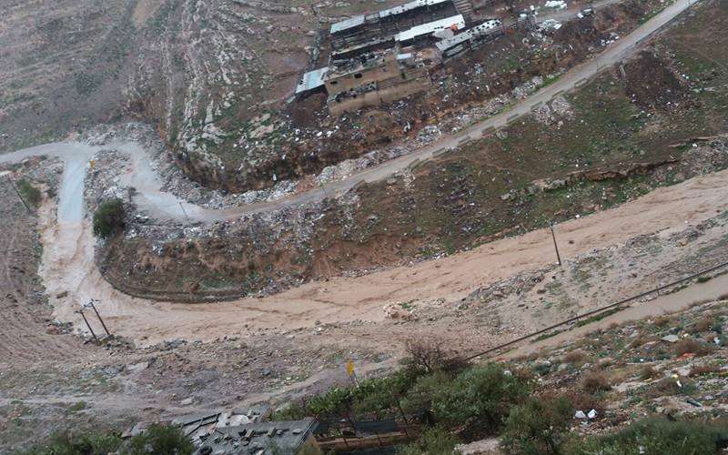 مياه الأمطار تدهم 5 مناز وتغلق