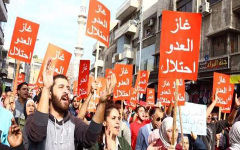 مسيرة في وسط البلد: سمع صناع