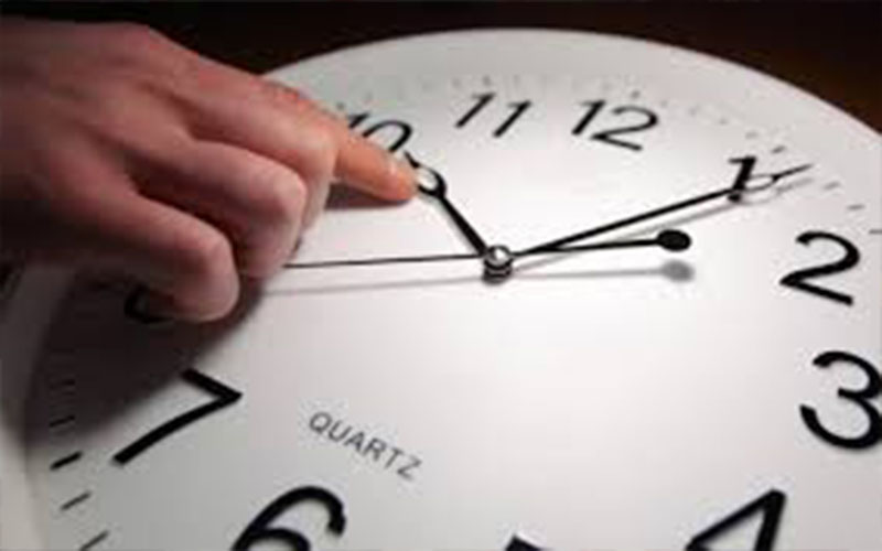 اليوم .. آخر جمعة بالتوقيت الشتوي