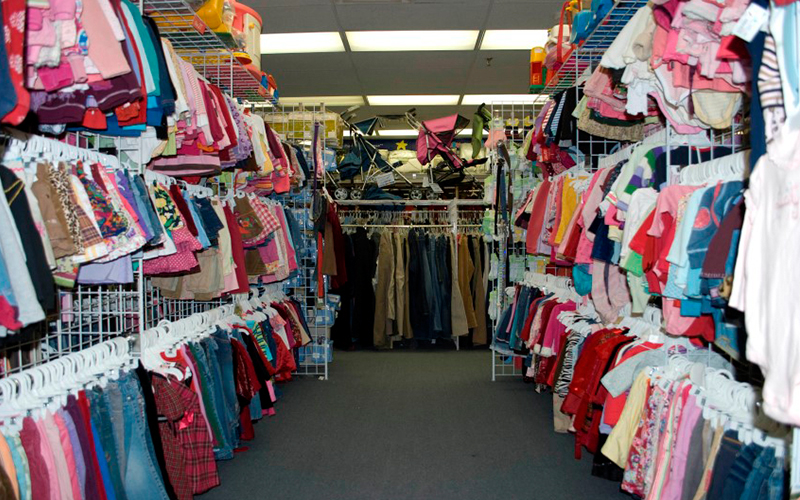 الأردن يستورد ألبسة وأحذية بقيمة 85