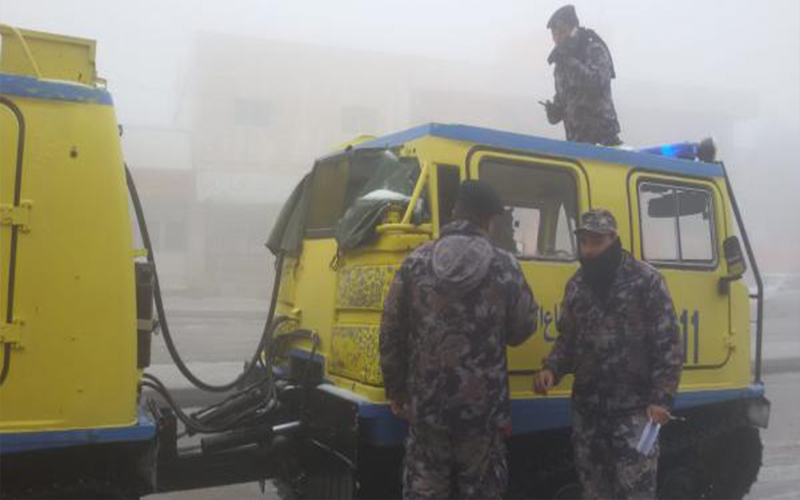 الدفاع المدني يقوم بتأمين 84 شخصا