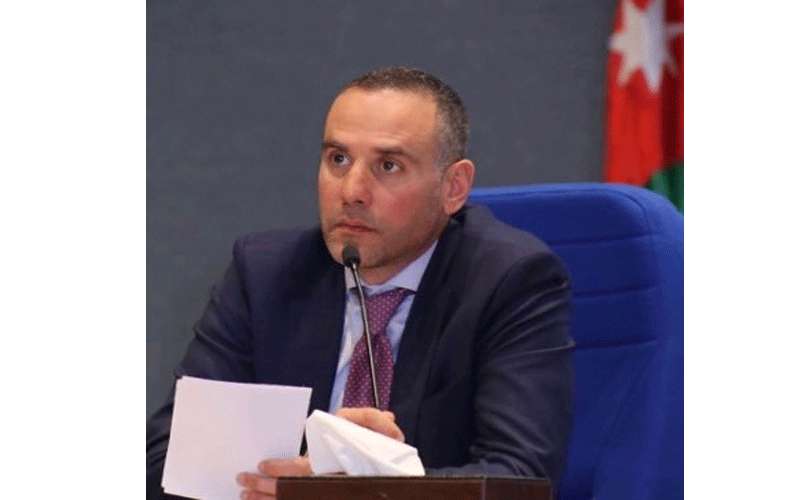 موسى الساكت: صناعة عمان: نقف خلف