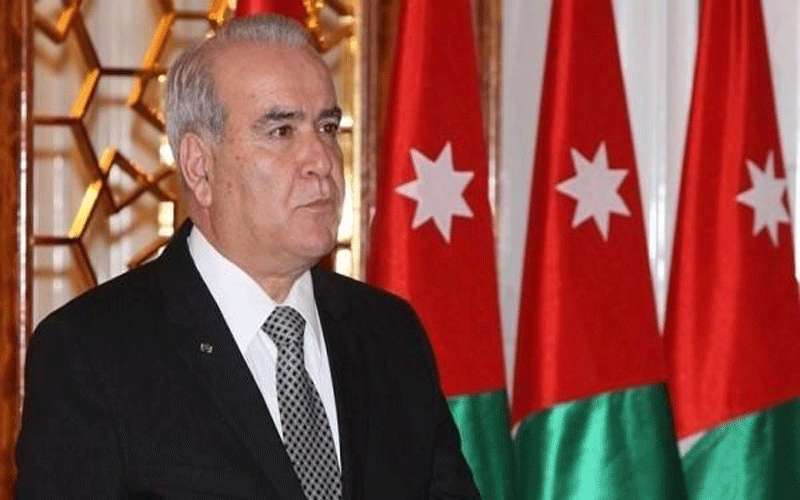 وليد المعاني : الاقامة 8 أشهر