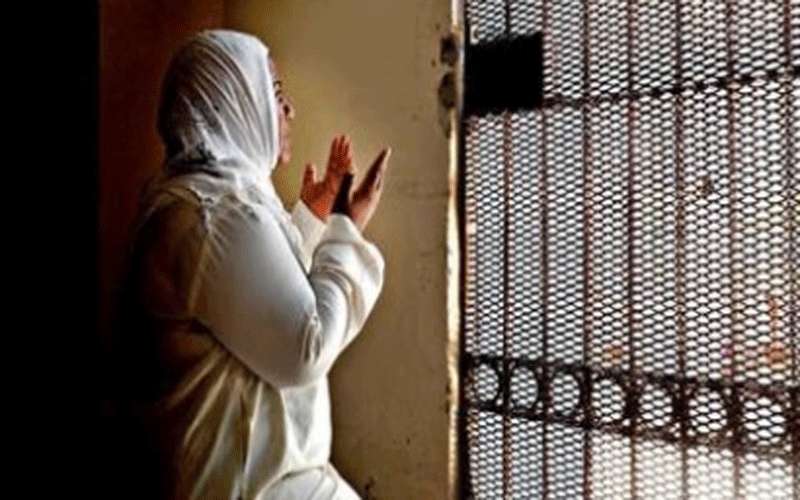 اسحاقات: 3 سيدات فقط خلف القضبان