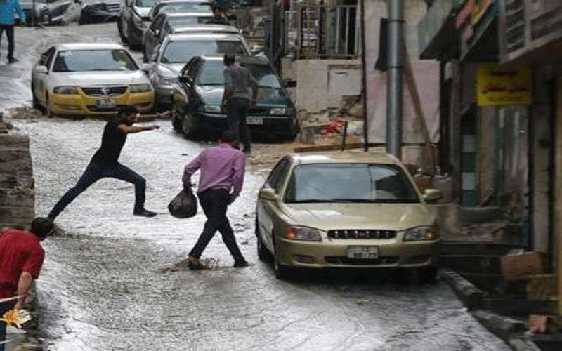 تحذيرات حول المنخفض