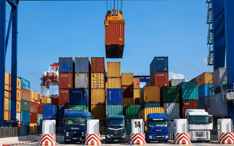 13.6% إرتفاع الصادرات الوطنية خلال شهر