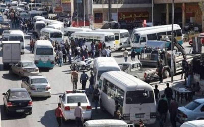 الخدمات النيابية تبحث عددا من القضايا