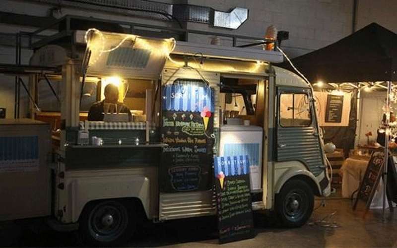 ألف دينار لترخيص المطاعم المتنقلة