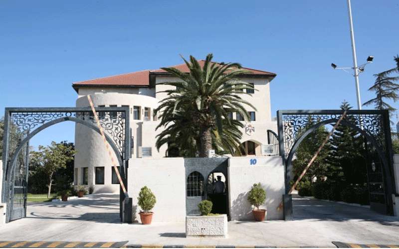 إعلان لرئاسة الوزراء يثير لبس لدى