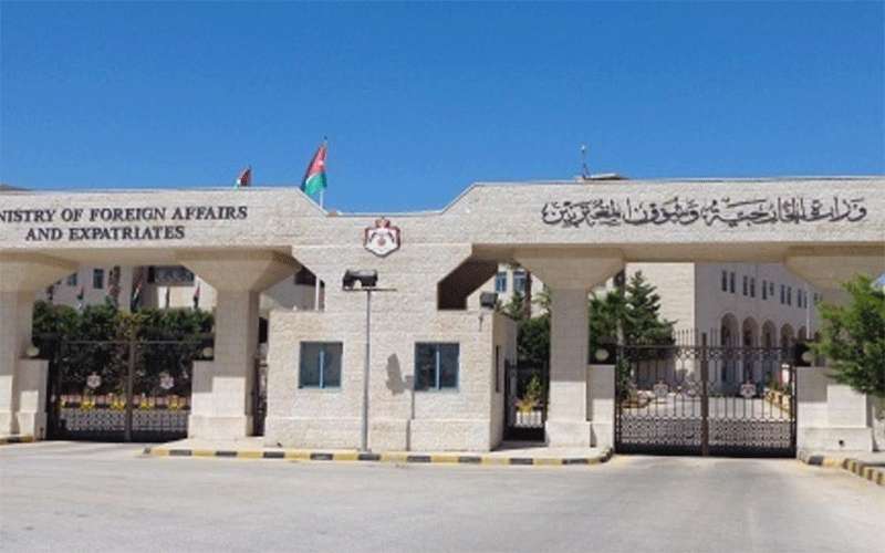الخارجية تحذر الأردنيين في ليبيا