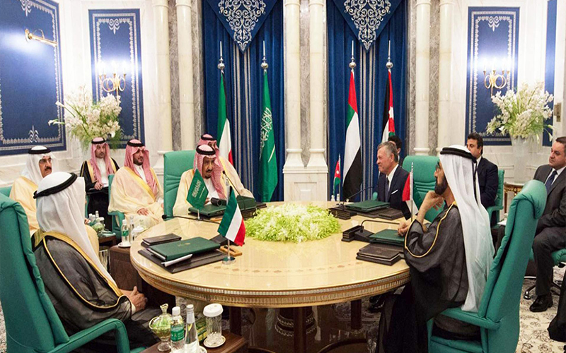 وزير المالية: فريق حكومي اقتصادي يتابع