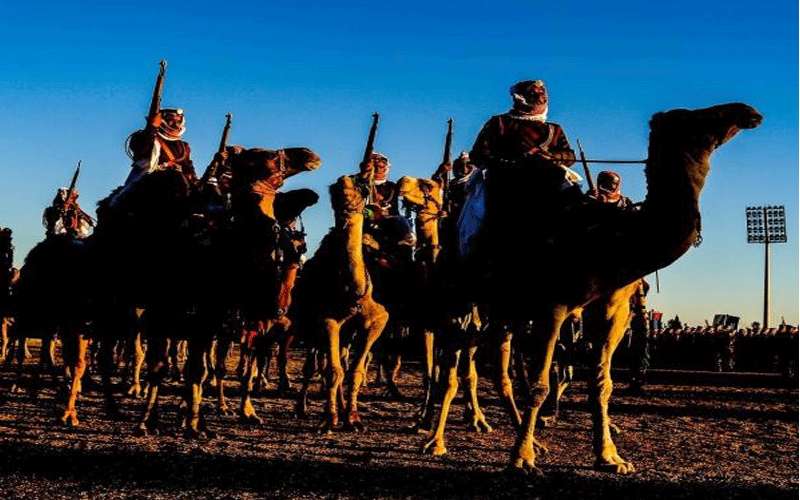 الأمن يبيع جماله بالمزاد العلني