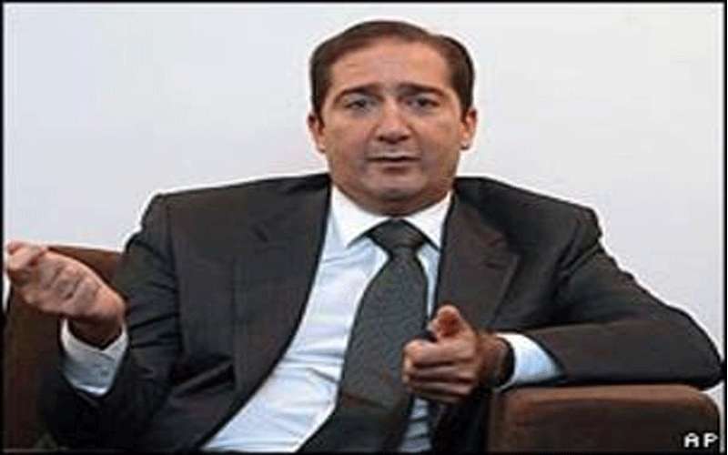 هل جامل سمير الرفاعي الأشقاء على