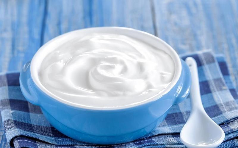 مصنع ألبان شهير يسرح 120 موظفا