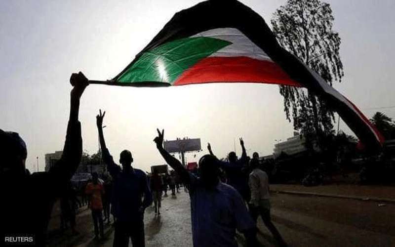 تجمع المهنيين السودانيين: لن نقبل إلا