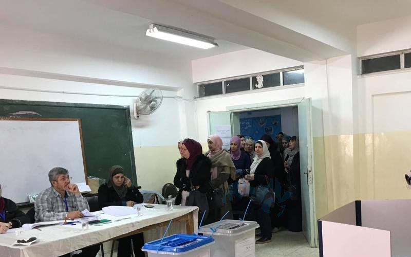 احتدام المنافسة على منصب نقيب المعلمين