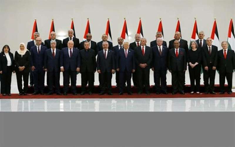 الحكومة الفلسطينية الجديدة برئاسة إشتية تؤدي