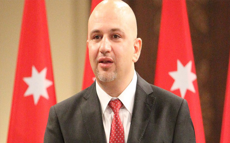 مثنى الغرايبة: سيارتي.. وإن كان هناك