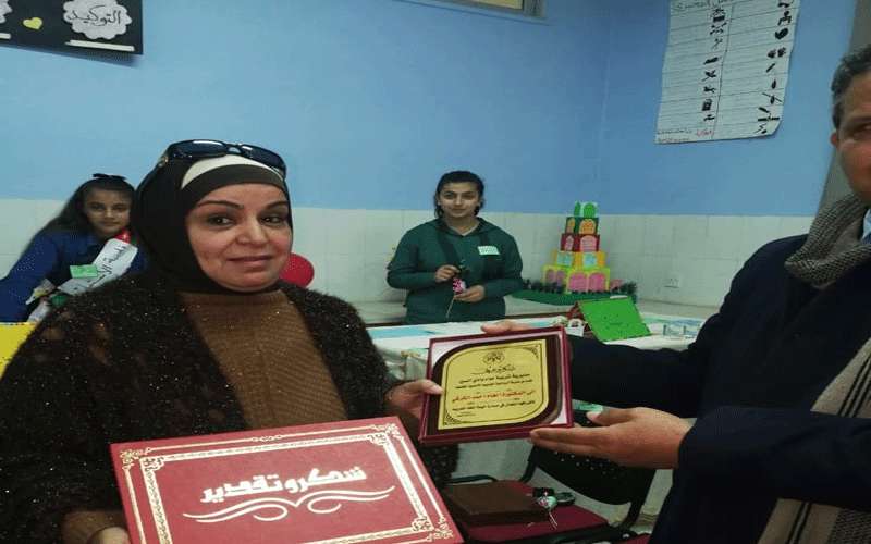 مدرسة الرباحية تكرم الدكتورة إلهام الكركي